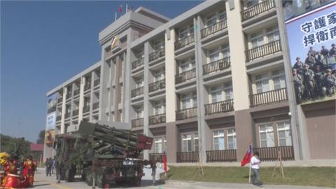 四三砲指部考潭營區新建營舍落成　蔡總統帶領官兵「入新厝」