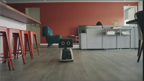 亞馬遜推新家用機器人 巡邏高處聽指令還會節奏口技
