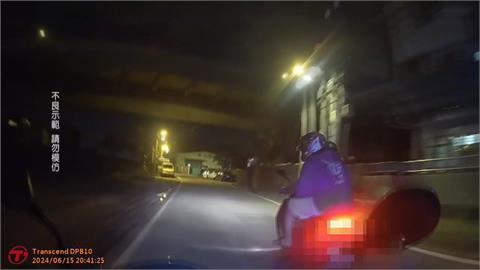 逃逸移工紅燈右轉遭攔！　「棄車衝田裡」體力透支遭逮