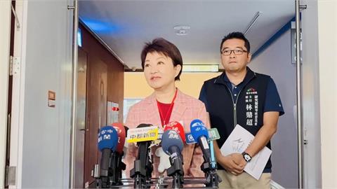 快新聞／同框蔣萬安「十指相扣」被指最強姊弟　盧秀燕：我們都是負責任的市長