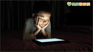 心情不好找AI聊天可以嗎？專家提醒：別忽略4大警訊　