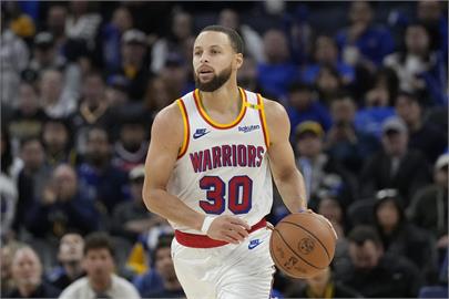 NBA(影)／柯瑞扭傷左腳踝提前退場！威金斯帶頭飆31分勇士擊退巫師