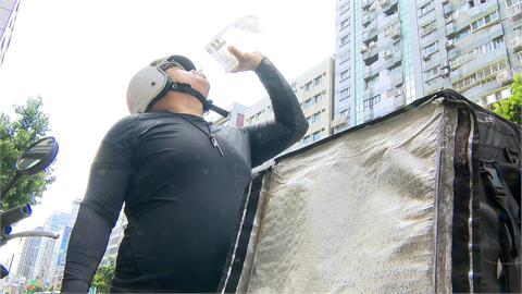 極端天氣！不是暴雨就是飆高溫 93％上班族挺