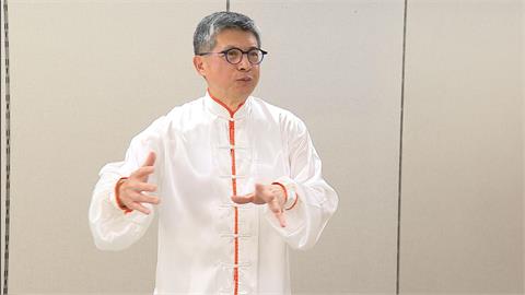 看不出來70歲！新壽總座黃敏義　靠「這1招」多年維持神狀態