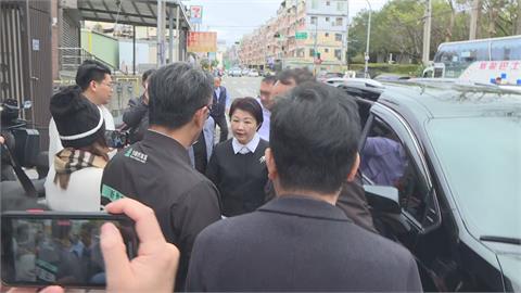 弔唁柯爸！聽聞李彥秀前腳剛離開　盧秀燕反應曝光