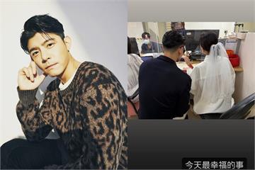 王柏傑平安夜「現身戶政事務所」！IG發結婚登記照　經紀人澄清了