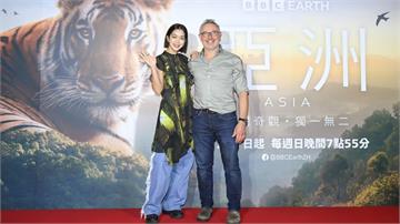金鐘女主持大霈不問酬勞獻聲《亞洲》 !  大赤鼯鼠現蹤台北抓住覓食瞬間