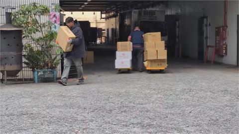 高雄藍議員邱于軒丈夫涉詐! 食材行"改標洗產地"5萬交保