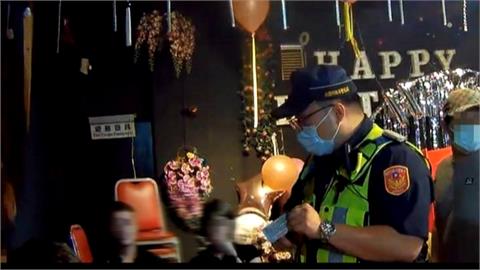 照片裡是誰？怎麼看都不止28歲！　警查豬瘟意外抓到偷渡客