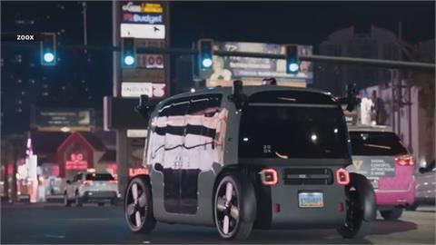拉斯維加斯機場推「無人計程車」　旅客好奇搶搭