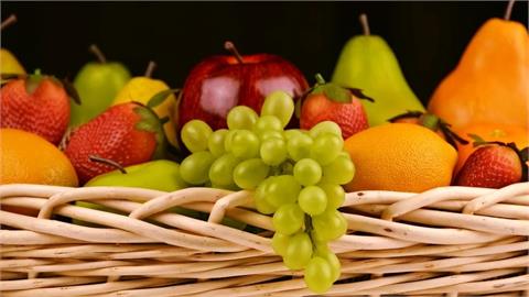 過年拜拜水果怎麼選？網熱議「買這5種準沒錯」加碼這些禁上桌！