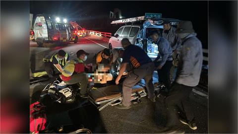 快新聞／台東爆嚴重車禍！雙載機車疑撞上工程車　夫妻2人送醫搶救不治