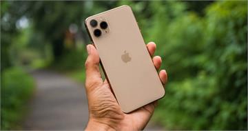 iPhone一打字就冒出「鞥鞥鞥」！網友曝1招解決　30萬人朝聖
