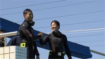 怒海潛將兄妹檔默契佳！哥哥助妹妹成為首位女隊員