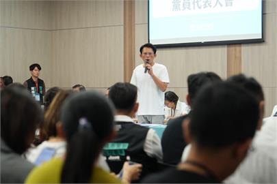 快新聞／明年說掰掰！稱僅柯文哲能喊停　黃國昌拍板執行2年條款