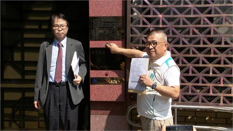 藍綠上演罷免司法大戰　綠議員、醫師赴北檢告藍「幽靈連署」