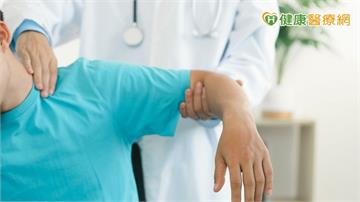 年節「連續糖彈」轟炸！醫：糖友恐釀「五十肩」