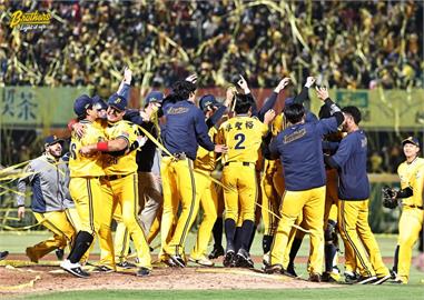 快新聞／中信金控宣布收購「中信兄弟棒球隊」納入集團　結束8年冠名贊助