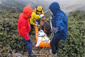新北退休校長登玉山後四峰身亡　遺體今吊掛下山