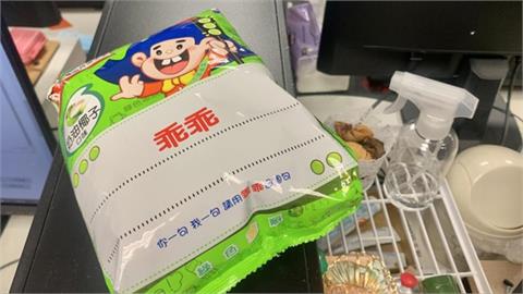 科學的盡頭是玄學？新綠色乖乖「被+2字」讓上千網笑翻：零食成宗教