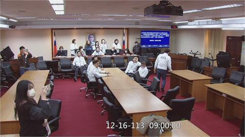 快新聞／《選罷法》出委　「1分鐘召委」徐欣瑩：不能讓國會停擺
