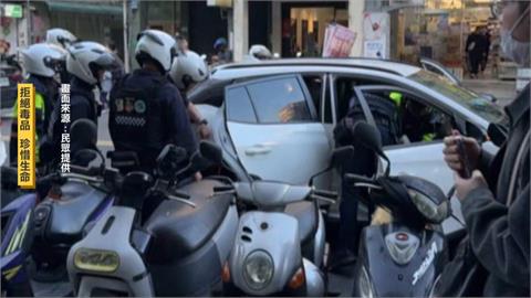 獨／運毒車「急煞」被盯上！　安非他命藏「金飾袋」遭逮