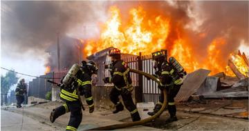 智利野火肆虐釀18死！8千多公頃土地遭焚毀　5萬人急撤離