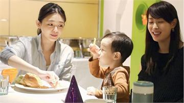 賈永婕曬大S最美舊照　溫柔眼神兒子也暈船「這句話」她自嘆：我像幫傭的！