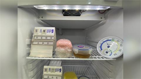 快新聞／謝典霖進看守所「第一餐」曝光！凌晨喊餓吃泡麵　早餐草莓饅頭配麥茶