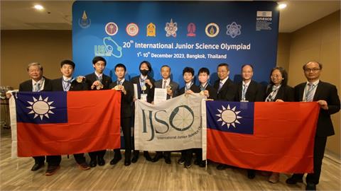 國中科學奧林匹亞台灣排第一　表現超狂6名選手「全員奪金」