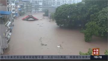 淹到一層樓高！重慶萬州遭洪水慘襲 逾3.8萬人受災