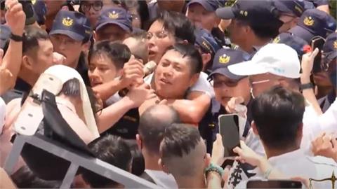 黃國昌號召走讀「釀8警受傷」！遭北檢列被告「還有1案要查」