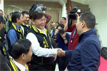 搶曝光！藍辦里長座談會 綠參選人現場拉票
