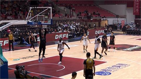 PLG／領航猿少了盧峻翔一樣強　22分大勝獵鷹