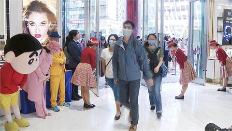 普發1萬元引爆買氣　百貨超商優惠戰開打！荷包超有感