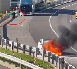 國2大園段火燒車　他提滅火器狂奔畫面曝