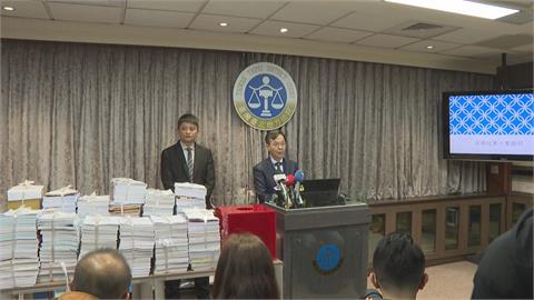 起訴柯文哲／北院一審3法官出爐了！　北檢卷宗擺整桌畫面曝光