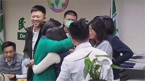 台南正副議長「民國配」？　議員質疑私相授受！邱莉莉淚灑辦公室