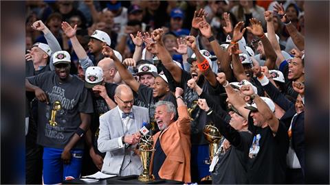 NBA(影)／經典四人組要拆夥了！37年傳奇主持宣布告別　歐尼爾、巴克利真情致謝
