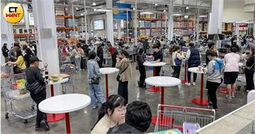 好市多新制「買熟食驗卡」上路半個月喊停？　會員曝：多家分店免刷卡