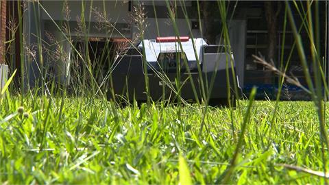「智慧割草機器人」亮相好神！　處理百坪草地竟不用1小時