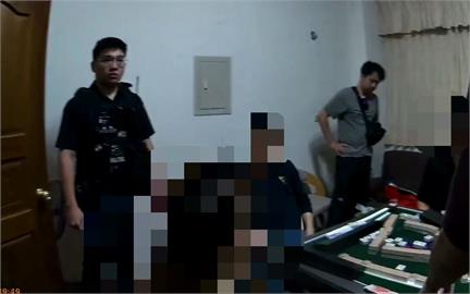 租花蓮別墅當賭場逮5人！　警突襲當場查扣賭具及賭金