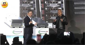 AI新狂潮／美超微梁見後再跟黃仁勳同框　「速度就是一切」
