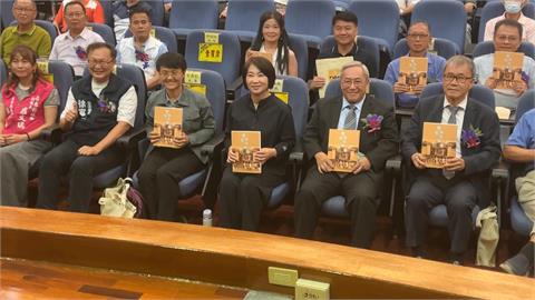"里港活字典"吳庚元新書發表會 政界.杏壇相挺