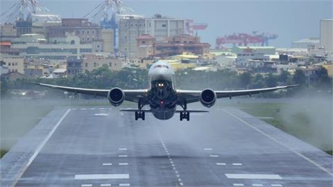 快新聞／長榮2客機同天「機身遭撞、機尾刮到」　部分旅客受影響