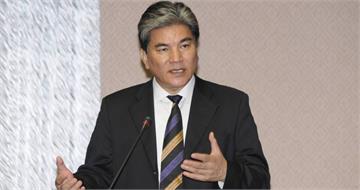 憂堰塞湖「管湧現象」引二次災情？李鴻源：水量減少中無立即風險
