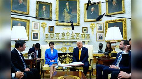 高市早苗帶「關鍵隨身翻譯」讓川普狂讚 外媒分析「川高會」她外交手腕