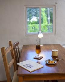 基隆咖啡廳－隱山所｜鬧中取靜的隱密老宅咖啡廳