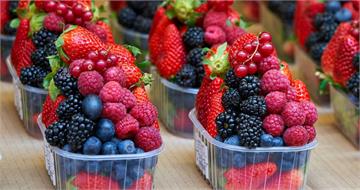 健檢正常卻常疲勞水腫、皮膚暗沉！　營養師推5種食物對抗慢性發炎