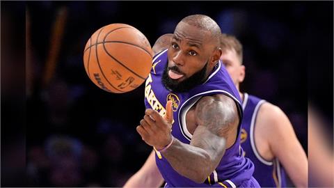 NBA(影)／詹皇頻頻換隊就為奪冠！前馬刺冠軍球星認為不再具爭「山羊」的資格了